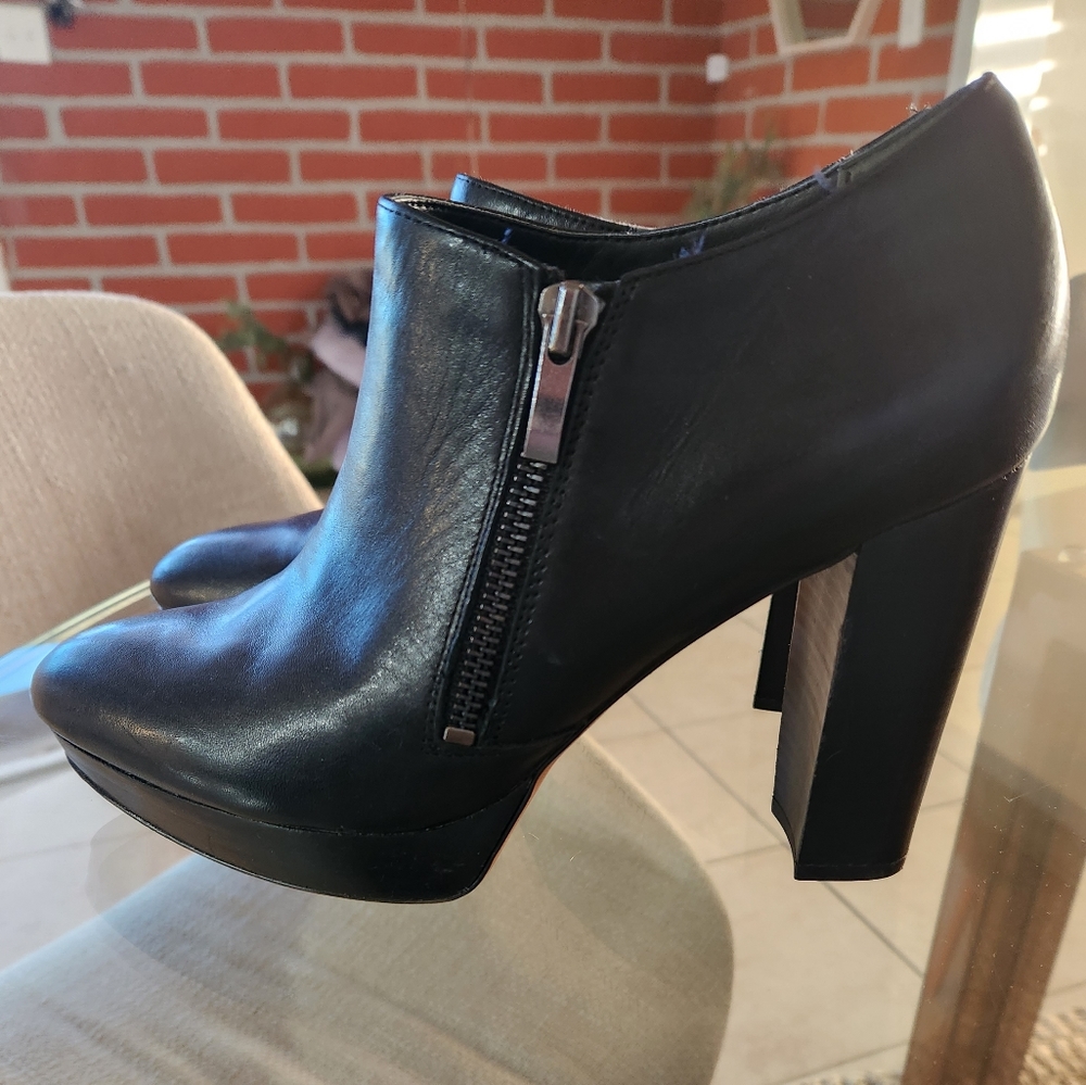 Franco Sarto black ankle boots size 9